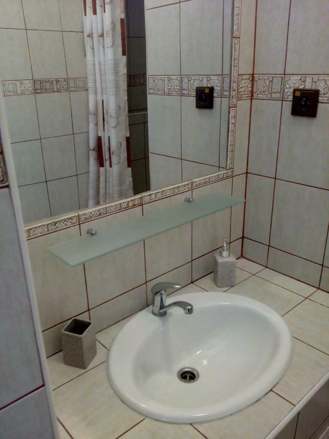 Urban Center Hotel Oravsky Podzamok Exterior foto