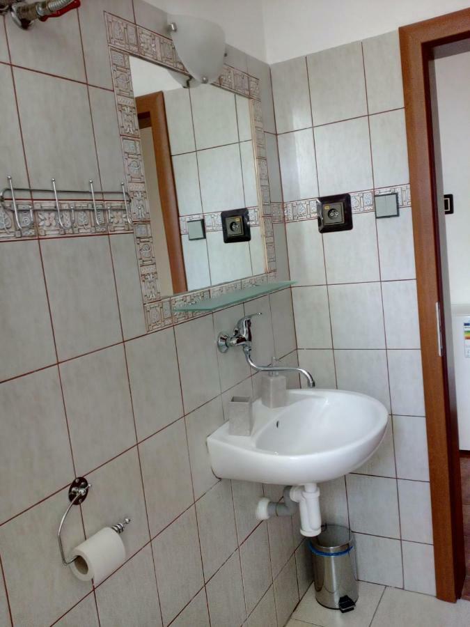 Urban Center Hotel Oravsky Podzamok Exterior foto